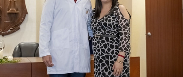 Estudiantes de Fisioterapia reciben sus mandiles Estudiantes de Fisioterapia reciben sus mandiles
