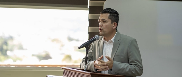 Presentación de resultados del proyecto de investigación UTPL “Emprendimientos Turísticos en Ecuador” Presentación de resultados del proyecto de investigación UTPL “Emprendimientos Turísticos en Ecuador”