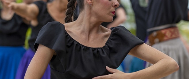 UTPL, escenario del arte y la diversidad cultural en el Festival Folclóricos Internacionales (FESFIN) 2025 UTPL, escenario del arte y la diversidad cultural en el Festival Folclóricos Internacionales (FESFIN) 2025