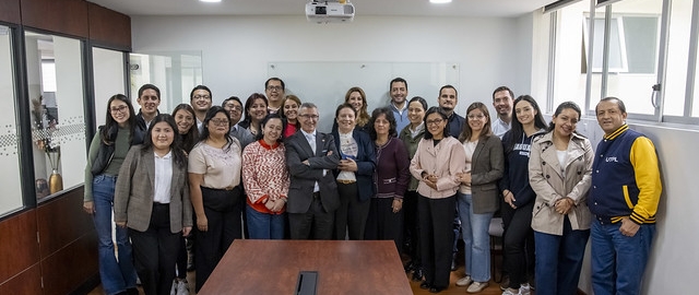 Reconocimiento a una trayectoria de servicio y legado institucional UTPL