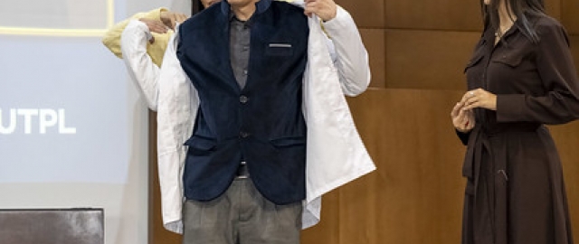 Imposición de mandiles a internos rotativos de la carrera de Nutrición y Dietética – Cohorte mayo 2025 / abril 2026