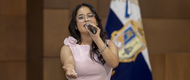 Imposición de Insignias – Carrera de Medicina