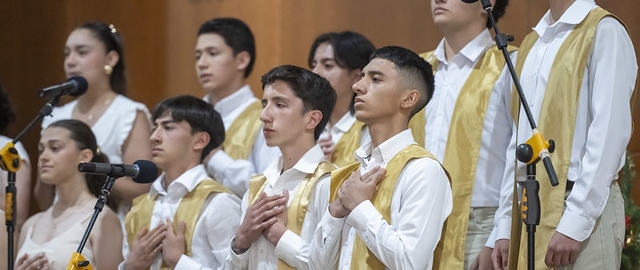 I Festival de Villancicos en inglés "Bells & Voices"