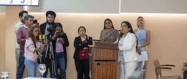 Conversatorio "Camino hacia la equidad” experiencia de mujeres frente a la discriminación