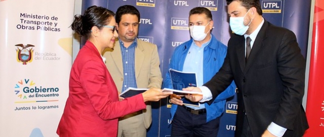 UTPL socializa resultados de indicadores de tránsito vehicular UTPL socializa resultados de indicadores de tránsito vehicular