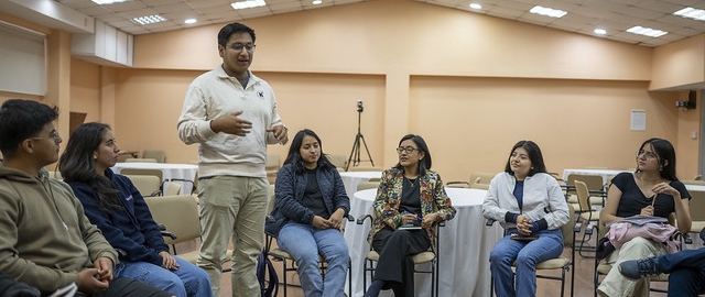 Charla | Liderazgo estudiantil para transformar vidas y contextos