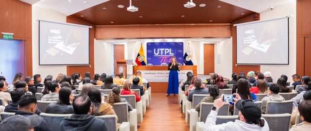 Más de 100 estudiantes participaron de DesvirtualizaTEC 2025