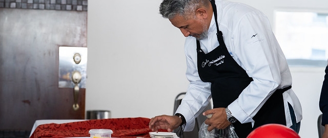 Aldea Global Gastronómica: Innovación en Equipos e Instalaciones de Restauración con el Mgtr. Fabián de Jesús Castañeda Orozco, de la Universidad ECCI – Colombia