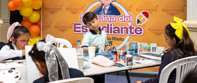 Concurso de pintura en lienzo en la Semana del Estudiante "Fernando Rielo 2025" Concurso de pintura en lienzo en la Semana del Estudiante "Fernando Rielo 2025"