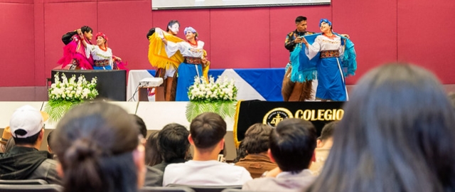 Seminario Jurídico "Manuel Carrión Pinzano" | Reconocimiento a la UTPL por su Aporte Académico en Derecho.