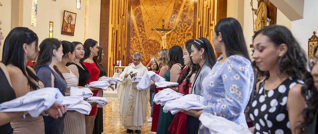 Ceremonia de imposición de mandiles a los estudiantes de 7mo ciclo de la carrera de Psicología Clínica