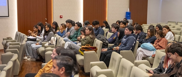 Presentación de la revista digital Política y Políticas, Volumen IV