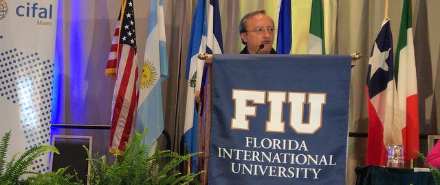 XXV Conferencia Interamericana de Alcaldes y Autoridades Locales en Miami XXV Conferencia Interamericana de Alcaldes y Autoridades Locales en Miami