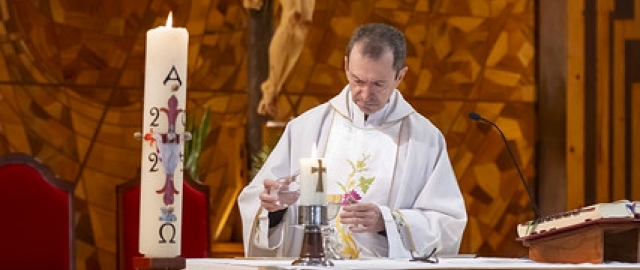 Eucaristía en memoria del Papa Francisco
