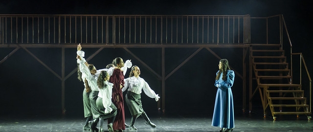 La Compañía de Teatro UTPL conmemoró sus 20 años de trayectoria artística con el estreno de la obra Otelo La Compañía de Teatro UTPL conmemoró sus 20 años de trayectoria artística con el estreno de la obra Otelo