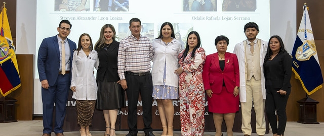 Ceremonia de imposición de mandiles a los estudiantes de 7mo ciclo de la carrera de Psicología Clínica