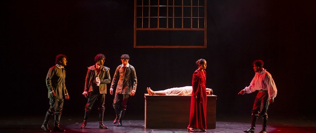 La Compañía de Teatro UTPL conmemoró sus 20 años de trayectoria artística con el estreno de la obra Otelo La Compañía de Teatro UTPL conmemoró sus 20 años de trayectoria artística con el estreno de la obra Otelo