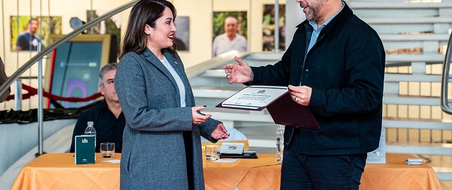 La Prefectura de Loja presenta el lanzamiento oficial de la Ruta del Café y entregó un reconocimiento a la UTPL La Prefectura de Loja presenta el lanzamiento oficial de la Ruta del Café y entregó un reconocimiento a la UTPL