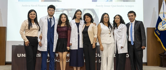 Ceremonia de imposición de mandiles a los estudiantes de 7mo ciclo de la carrera de Psicología Clínica