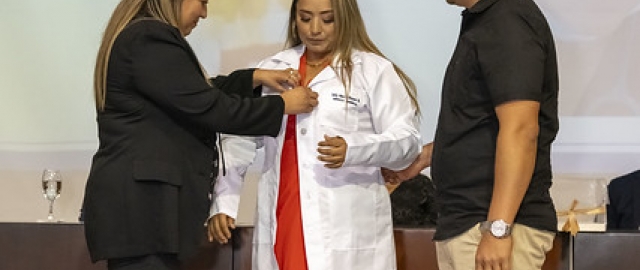 Ceremonia de Imposición de Mandiles – Medicina UTPL Ceremonia de Imposición de Mandiles – Medicina UTPL