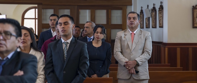 Imposición de Insignias – Carrera de Medicina Imposición de Insignias – Carrera de Medicina