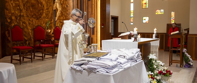 Imposición de Insignias – Carrera de Medicina