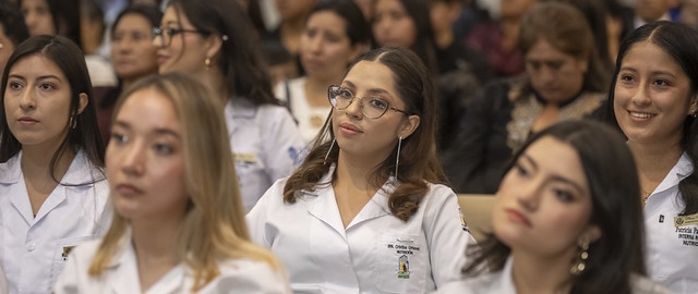 Imposición de mandiles a internos rotativos de la carrera de Nutrición y Dietética – Cohorte mayo 2025 / abril 2026