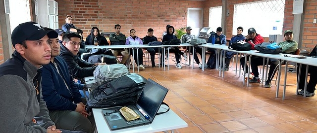 Visibilización de buenas prácticas y proyectos de innovación abril - agosto 2025 Visibilización de buenas prácticas y proyectos de innovación abril - agosto 2025