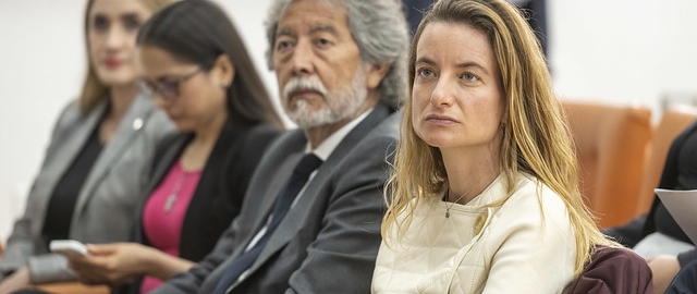 Conversatorio e inauguración de la exposición “Astrónomas” en UTPL