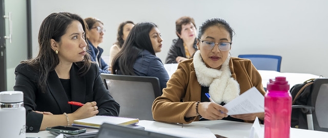 Curso de formación docente "Aprendizaje basado en casos" Curso de formación docente "Aprendizaje basado en casos"