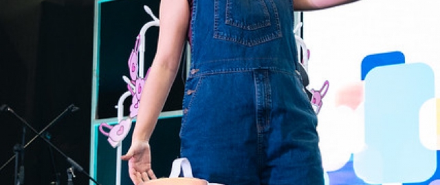 Presentación del microteatro Mujerón - Lucha femenina por la igualdad de los derechos Presentación del microteatro Mujerón - Lucha femenina por la igualdad de los derechos