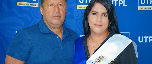 Nuevos profesionales de Galápagos recibieron su título Nuevos profesionales de Galápagos recibieron su título