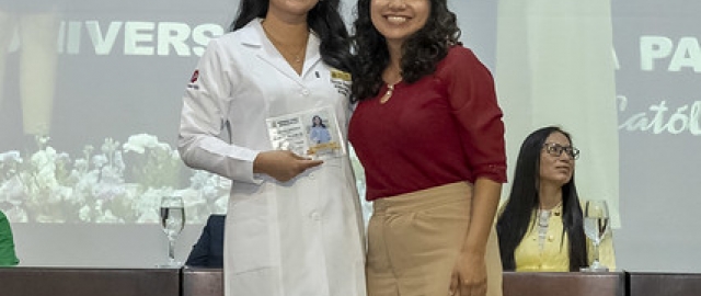 Imposición de mandiles a internos rotativos de la carrera de Nutrición y Dietética – Cohorte mayo 2025 / abril 2026