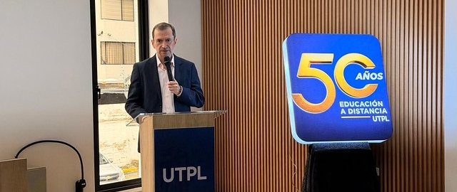 UTPL Conecta Futuro: Presentación de nuevas carreras y develación de imagen por los 50 años de Educación a Distancia