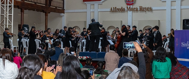 Primer encuentro de SINFIN UTPL y la Academia de música de Sol a Sol de Guayaquil