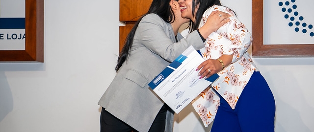 Clausura de la V Cohorte del Proyecto de Vinculación "Habilidades digitales para los negocios de venta directa". Clausura de la V Cohorte del Proyecto de Vinculación "Habilidades digitales para los negocios de venta directa".