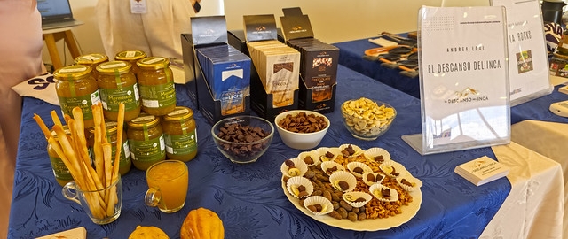 UTPL recibe reconocimiento del IEPS por su apoyo a la Economía Popular y Solidaria