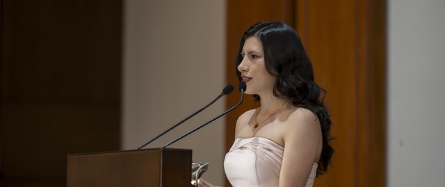 Imposición de Insignias – Carrera de Medicina