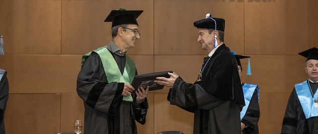 Sesión Solemne Honoris Causa | Dr. Adrián Escudero