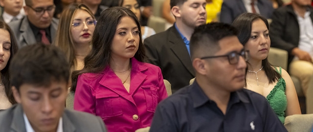 Imposición de mandiles | Carrera de Bioquímica y Farmacia