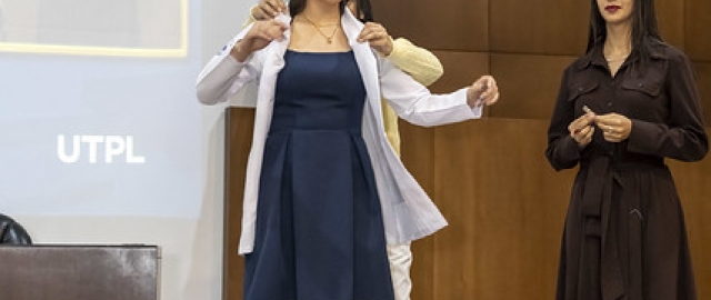 Imposición de mandiles a internos rotativos de la carrera de Nutrición y Dietética – Cohorte mayo 2025 / abril 2026