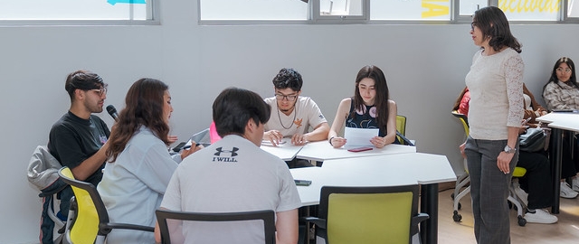 Aldea Global: Using AI to Improve Narration “Historias Míticas y Reales de la ciudad de Loja”