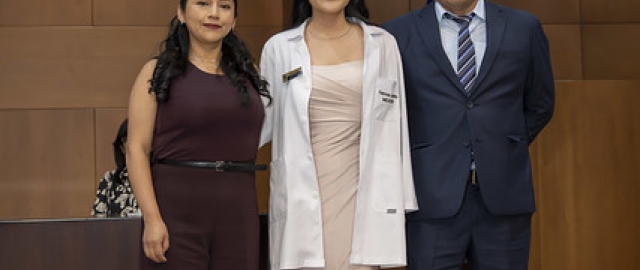 Imposición de Insignias – Carrera de Medicina