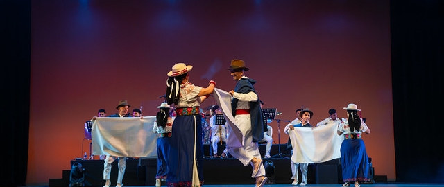 40 años danzando identidad | Jahua Ñan UTPL 40 años danzando identidad | Jahua Ñan UTPL