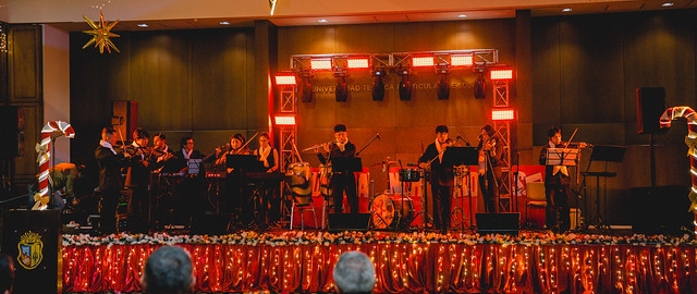 Cenas de navideñas UTPL 2025