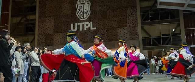 Noches mágicas UTPL 2025