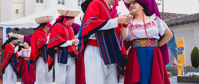 Circuito UTPL – Presentación del Grupo de Danza Jahua Ñan Circuito UTPL – Presentación del Grupo de Danza Jahua Ñan