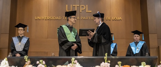 Sesión Solemne Honoris Causa | Dr. Adrián Escudero