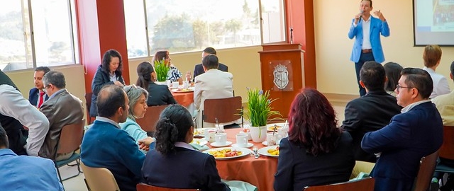 Desayuno rectoral