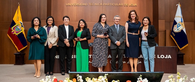 Homenaje al personal UTPL por sus años de servicio Homenaje al personal UTPL por sus años de servicio